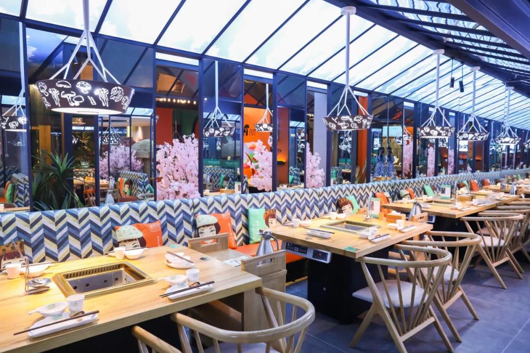 無煙火鍋店裝修設(shè)計(jì)要點(diǎn)有這些，你都記住了