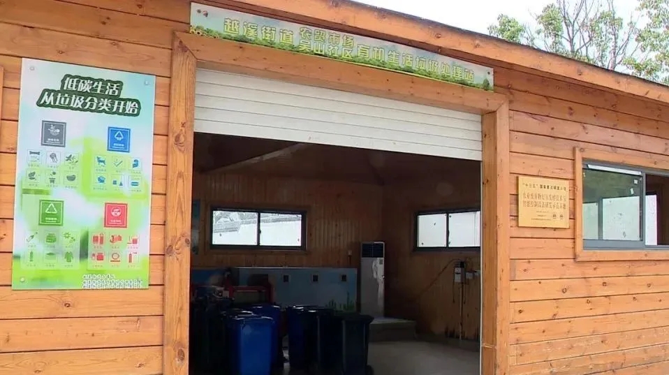 1-200H0145931b5.jpg 1-200H0145931b5.jpg